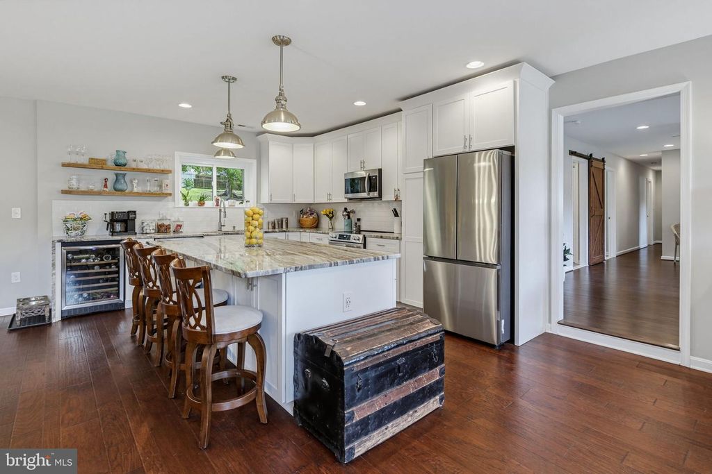 9242 SPRING VALLEY RD, Ellicott City, MD 21043