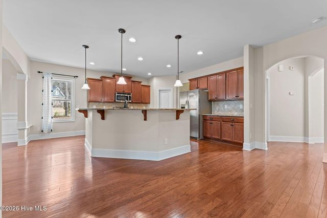 195 Glenmoor Drive, Southern Pines, NC 28387