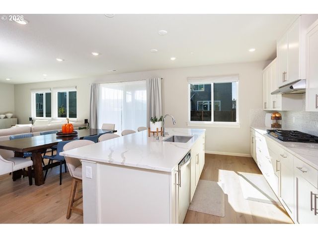2731 S 6TH Way, Ridgefield, WA 98642