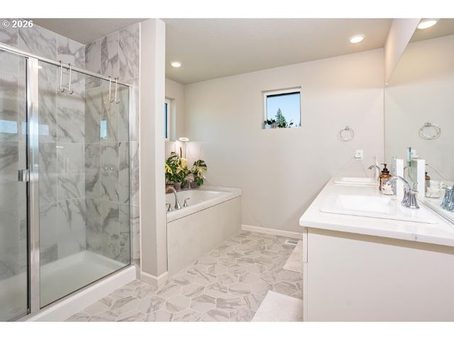 2731 S 6TH Way, Ridgefield, WA 98642