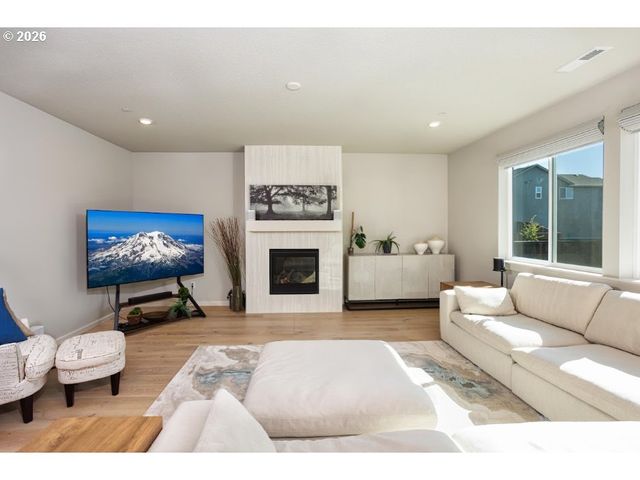 2731 S 6TH Way, Ridgefield, WA 98642