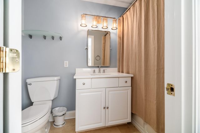 156 Tradd Street E, Charleston, SC 29401