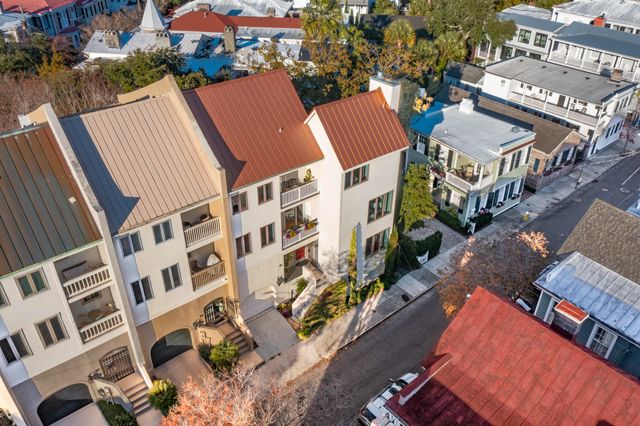 156 Tradd Street E, Charleston, SC 29401