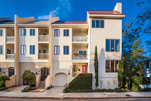 156 Tradd Street E, Charleston, SC 29401