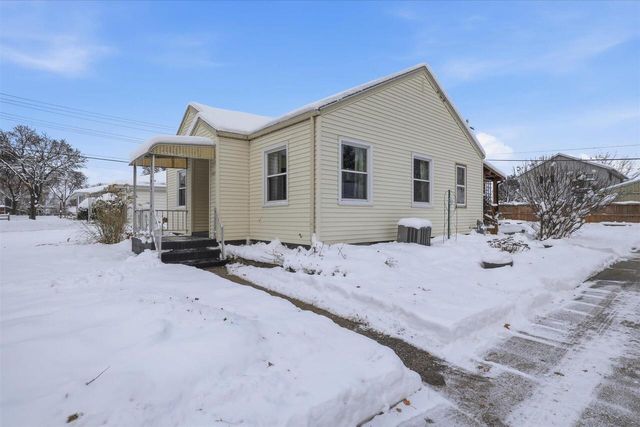 3616 S 90th STREET, Milwaukee, WI 53228