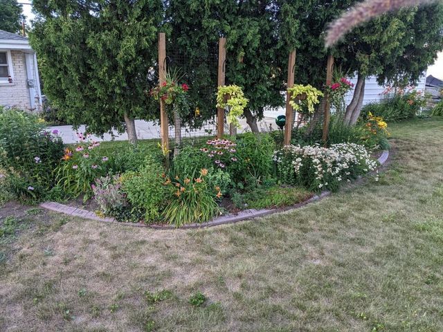 3616 S 90th STREET, Milwaukee, WI 53228