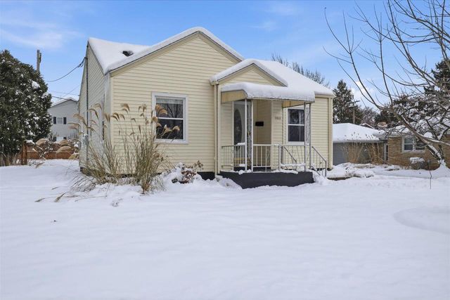 3616 S 90th STREET, Milwaukee, WI 53228