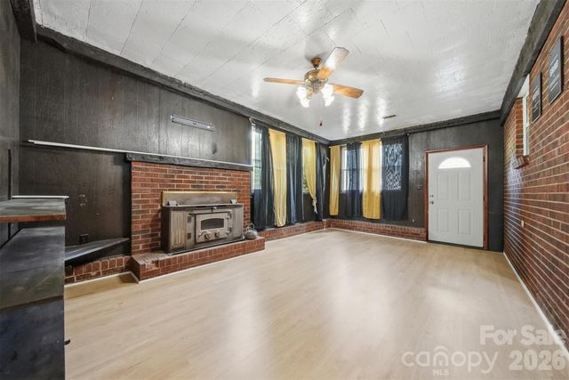 807 Mt Olive Church Road, Newton, NC 28658