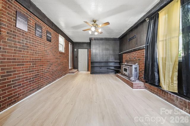 807 Mt Olive Church Road, Newton, NC 28658