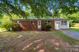 807 Mt Olive Church Road, Newton, NC 28658