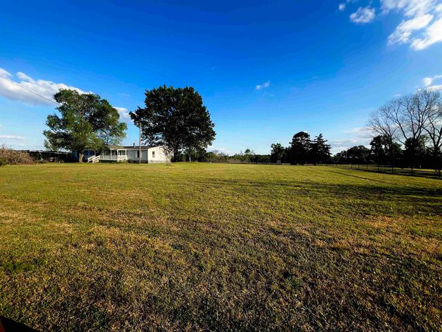 2784 CR 403, Carthage, TX 75633