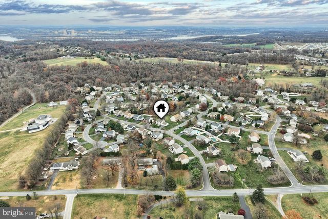 50 RIDGEVIEW DR, Etters, PA 17319