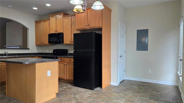 6056 Park Close, Fairburn, GA 30213