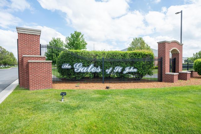 10883 Walnut Drive, St. John, IN 46373