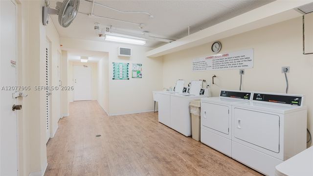 3800 Hillcrest Dr 412, Hollywood, FL 33021