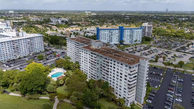 3800 Hillcrest Dr 412, Hollywood, FL 33021