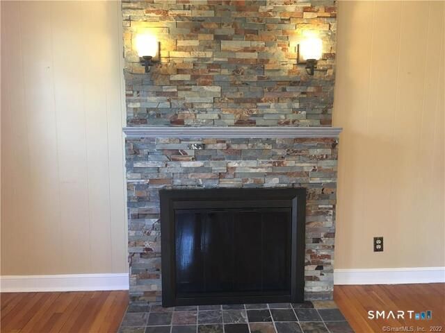 11 Fairlea Avenue, Stratford, CT 06614
