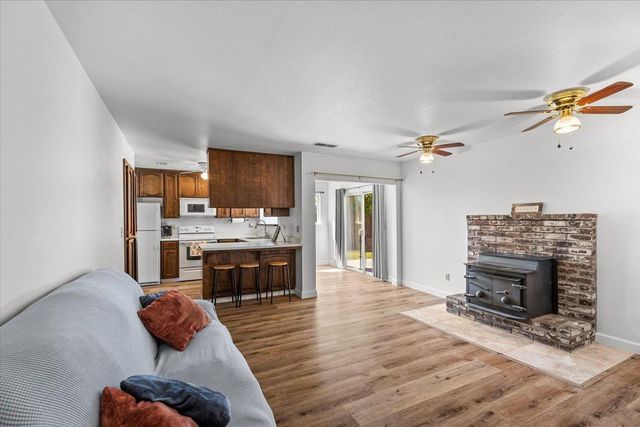 185 E Wyman Rd, French Camp, CA 95231