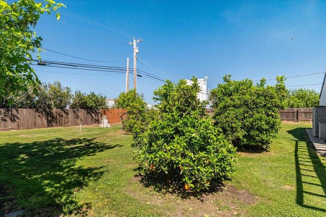 185 E Wyman Rd, French Camp, CA 95231