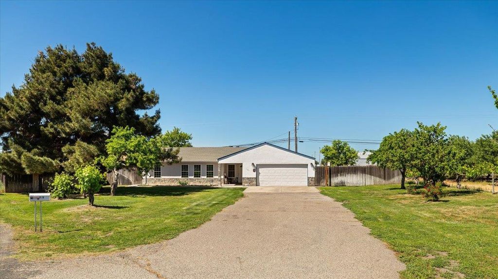 185 E Wyman Rd, French Camp, CA 95231