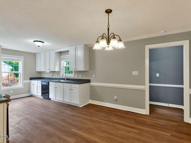 98 Starcroft Drive, Fuquay Varina, NC 27526