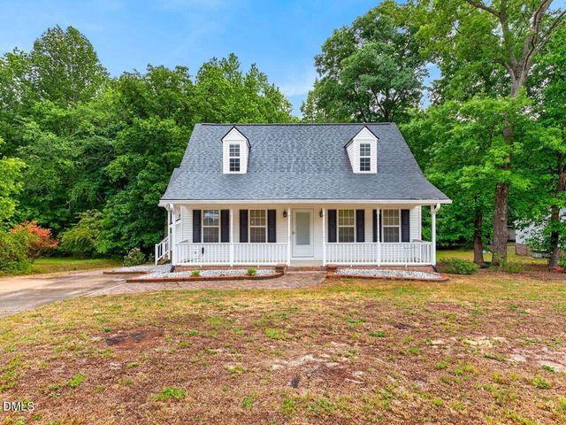 98 Starcroft Drive, Fuquay Varina, NC 27526
