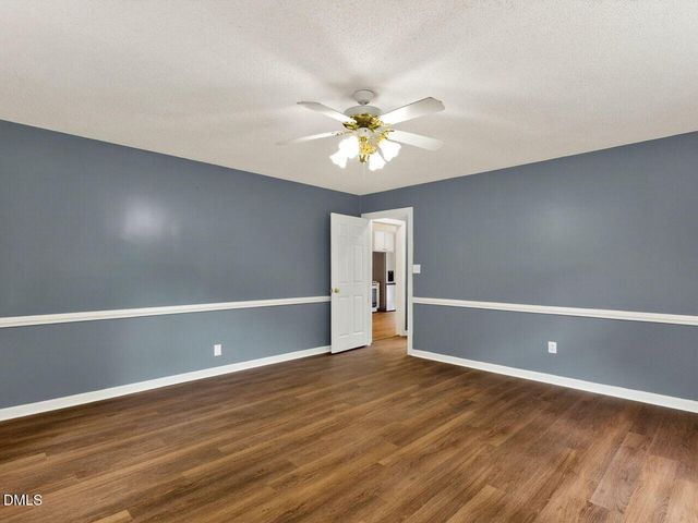98 Starcroft Drive, Fuquay Varina, NC 27526