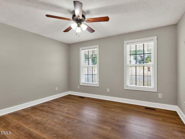98 Starcroft Drive, Fuquay Varina, NC 27526