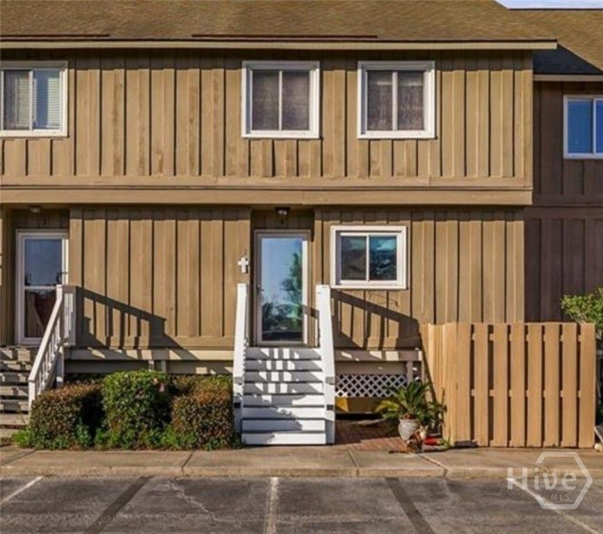 12502 Apache Avenue 4, Savannah, GA 31419