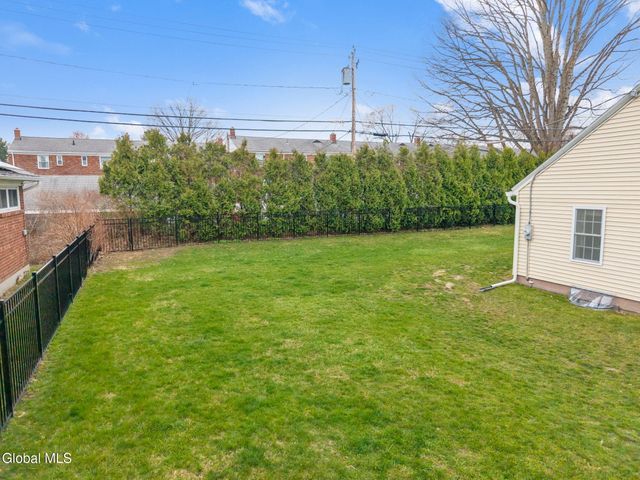 27 Westford Street, Albany, NY 12208