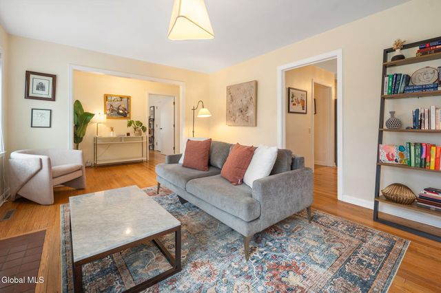 27 Westford Street, Albany, NY 12208