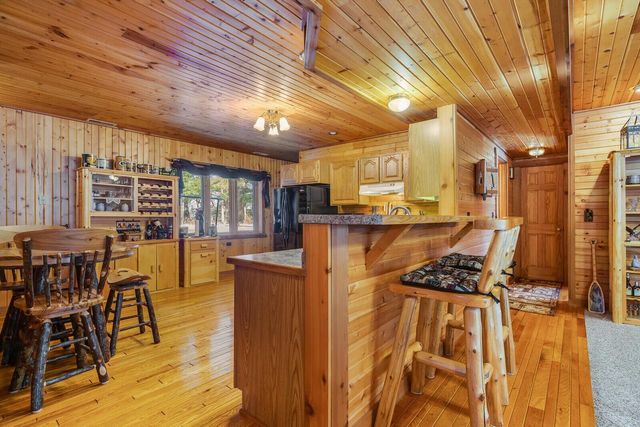 W7443 County Rd T, Holmen, WI 54636