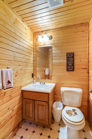 W7443 County Rd T, Holmen, WI 54636