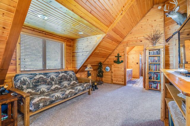 W7443 County Rd T, Holmen, WI 54636