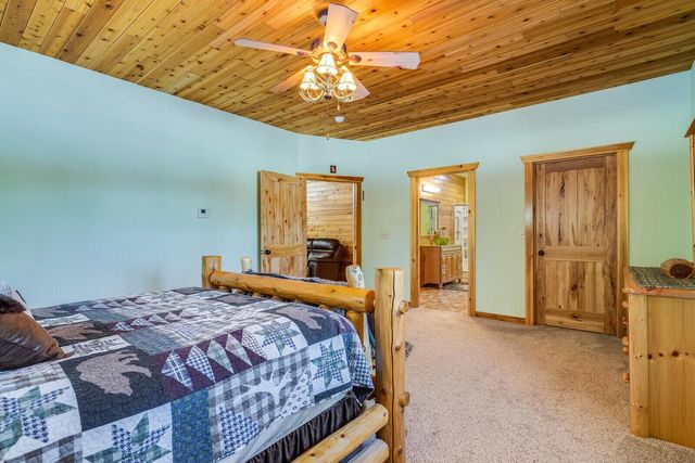 W7443 County Rd T, Holmen, WI 54636