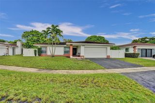 7008 NW 81st Street, Tamarac, FL 33321