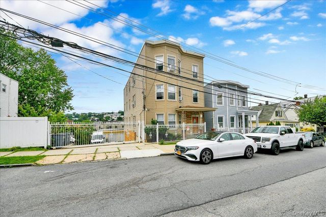 23 Colin Street Ground Floor, Yonkers, NY 10701