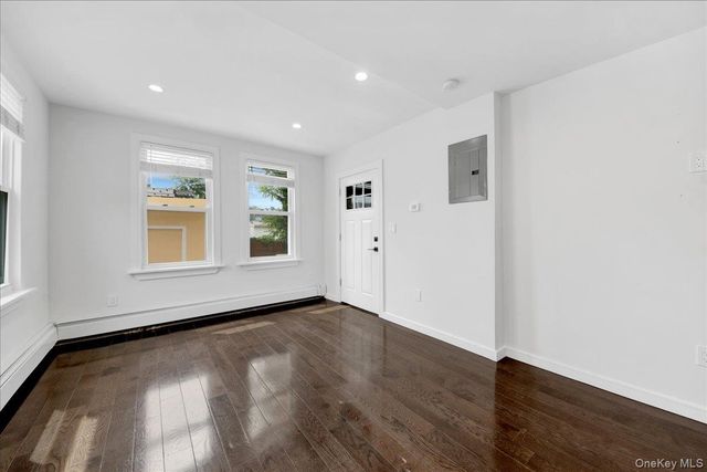 23 Colin Street Ground Floor, Yonkers, NY 10701