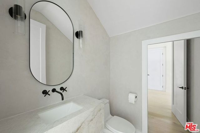 16802 Calle De Sarah, Los Angeles, CA 90272