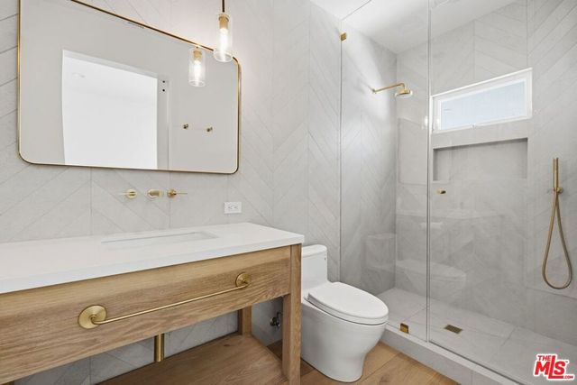 16802 Calle De Sarah, Los Angeles, CA 90272