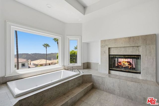 16802 Calle De Sarah, Los Angeles, CA 90272