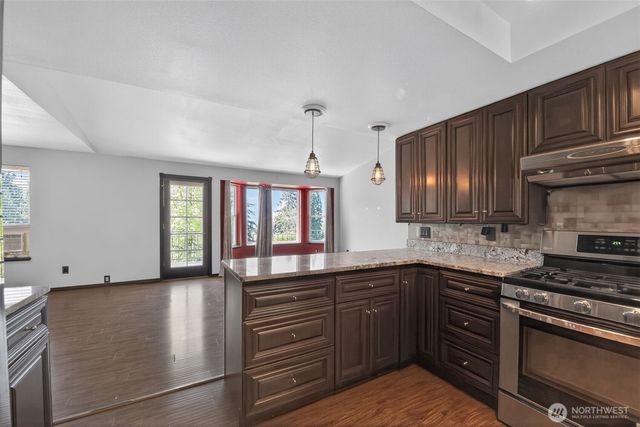 1531 Vista Drive, Puyallup, WA 98372