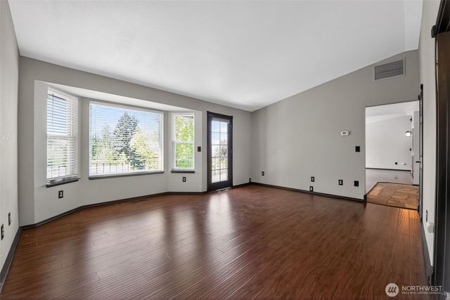 1531 Vista Drive, Puyallup, WA 98372