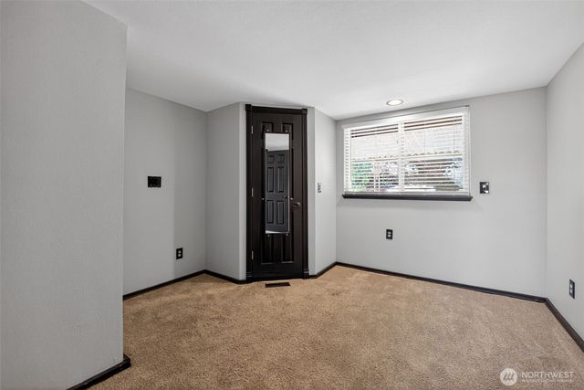 1531 Vista Drive, Puyallup, WA 98372