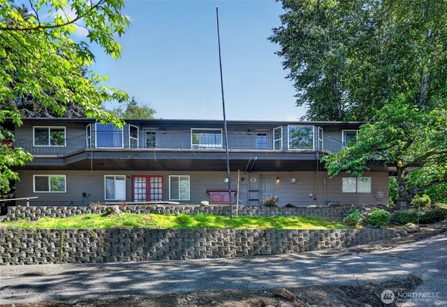 1531 Vista Drive, Puyallup, WA 98372