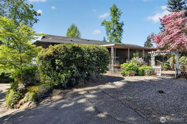 1531 Vista Drive, Puyallup, WA 98372