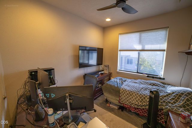 2398 Springbrook Road 5, Medford, OR 97504
