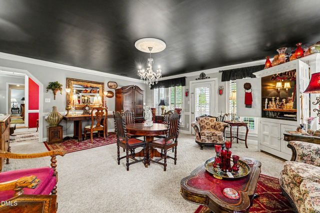 203 E Davis Street, Smithfield, NC 27577