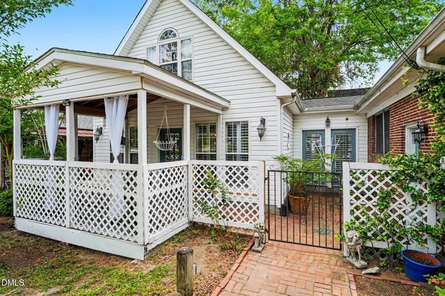 203 E Davis Street, Smithfield, NC 27577