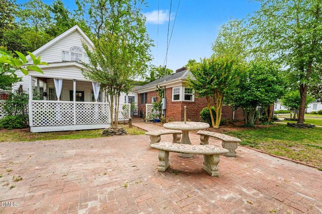 203 E Davis Street, Smithfield, NC 27577